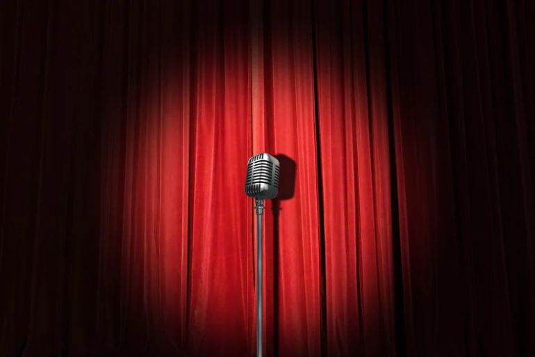 Selecting The Ideal Comedy Show For Date Night